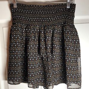 Wide waist tiered brown geometric patterned skirt